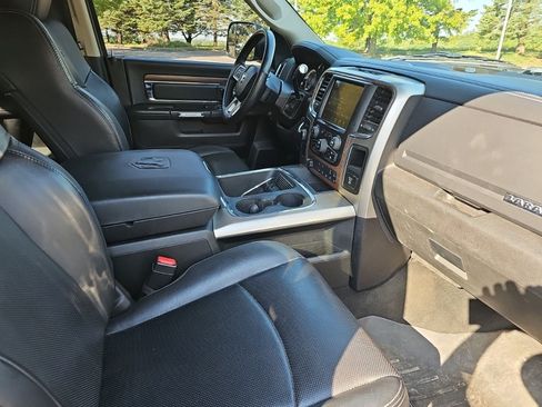 Used 2016 RAM 2500 Laramie w/ Sport Appearance Group AWD/4WD image 10