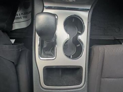 Certified 2020 Jeep Grand Cherokee Laredo RWD image 24