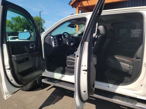 Used 2015 GMC Sierra 1500 SLT w/ SLT Crew Cab Value Package AWD/4WD image 7