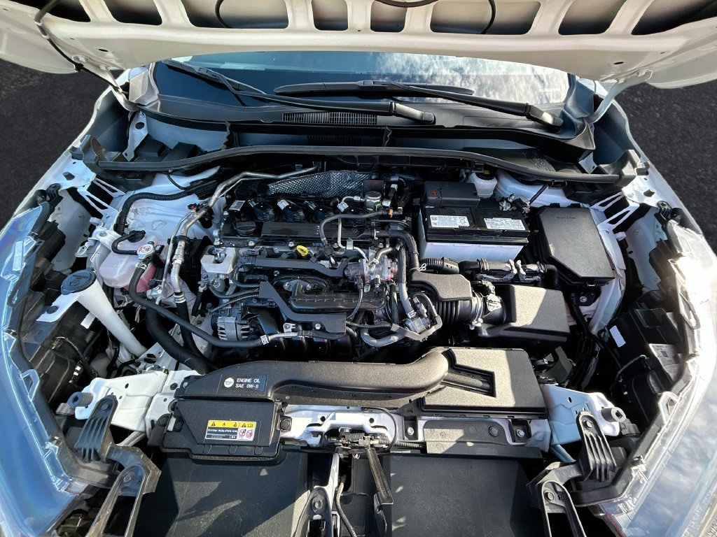 Certified 2025 Toyota Corolla Cross L FWD image 31