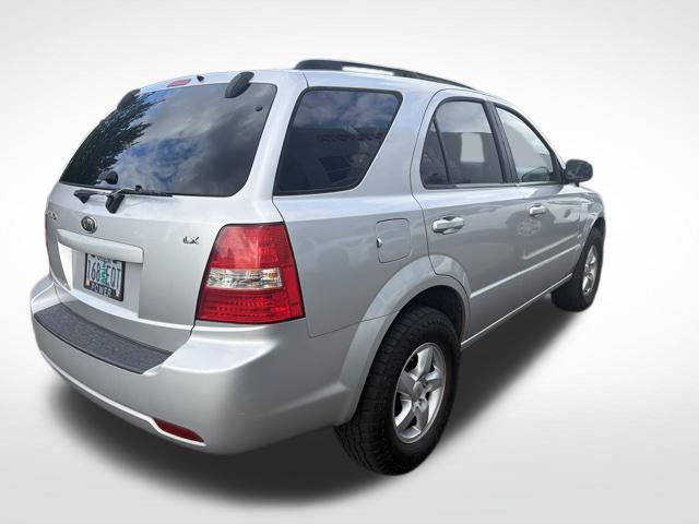 Used 2009 Kia Sorento LX AWD/4WD image 4