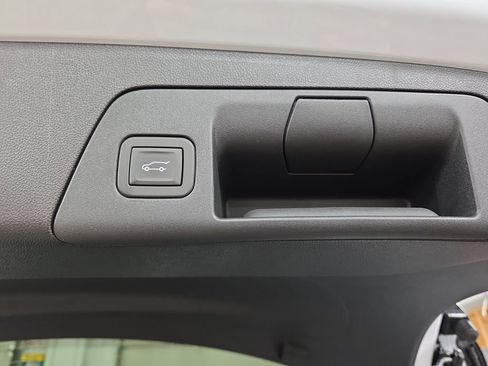 New 2026 Buick Envision Avenir image 13