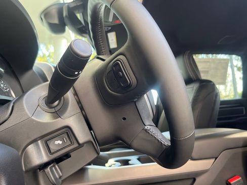 New 2022 RAM 2500 Big Horn w/ Level C Equiment Group image 40