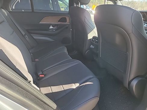 Used 2025 Mercedes-Benz GLE 350 4MATIC image 12
