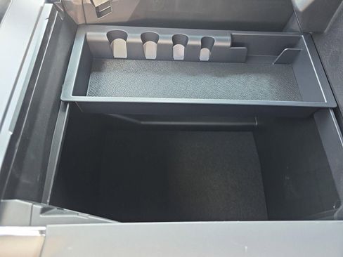 New 2025 Ford F150 Lightning Flash image 21