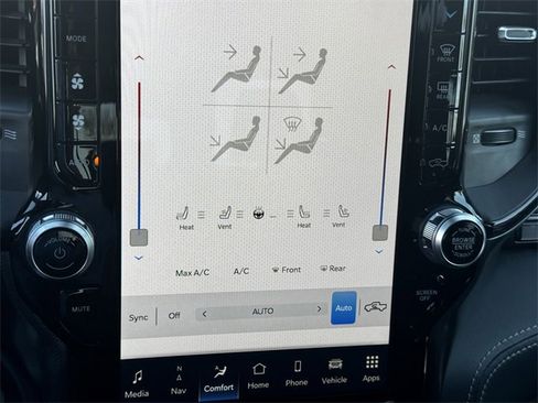 Used 2023 RAM 1500 Limited w/ Body Color Bumper Group image 33