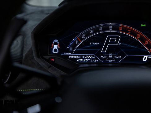 Used 2024 Lamborghini Huracan Tecnica image 44