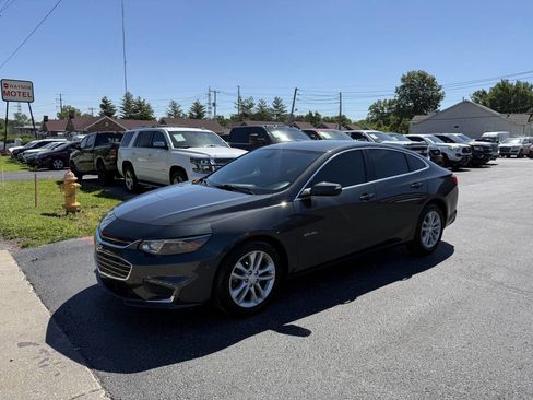 Used 2016 Chevrolet Malibu LT FWD image 3
