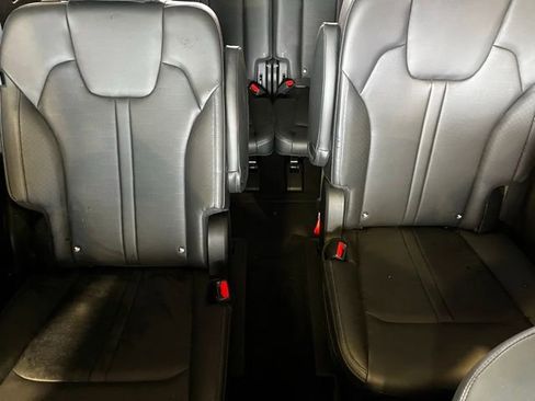 Used 2024 Kia Sorento X-Line EX image 29