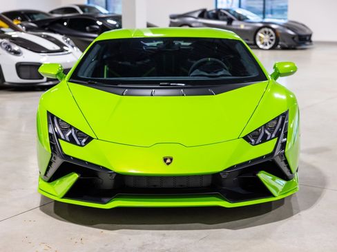Used 2024 Lamborghini Huracan Tecnica image 11