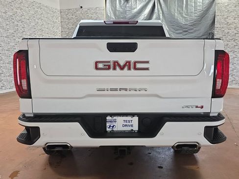Used 2025 GMC Sierra 1500 AT4 AWD/4WD image 5