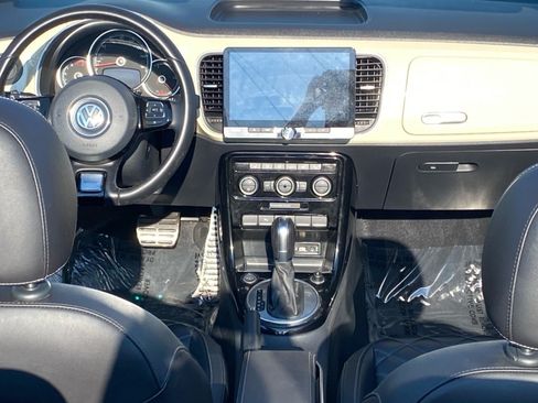 Used 2019 Volkswagen Beetle 2.0T Final Edition SEL FWD image 11