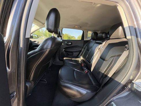 Used 2020 Jeep Compass Limited AWD/4WD image 25
