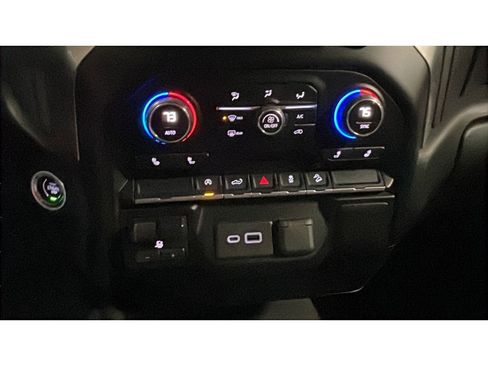 Used 2019 Chevrolet Silverado 1500 RST image 13