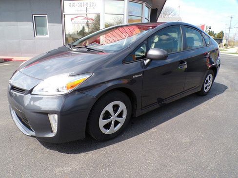 Used 2013 Toyota Prius Three image 1