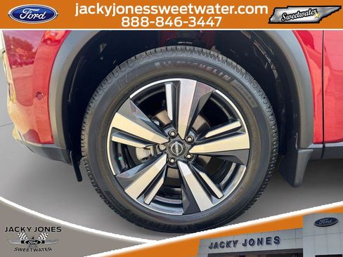 Used 2023 Nissan Rogue SL w/ SL Premium Package FWD image 10
