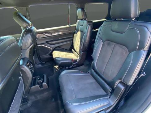 Used 2021 Jeep Grand Cherokee L Laredo AWD/4WD image 21