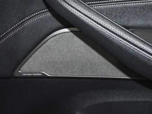 Used 2023 BMW 530i xDrive w/ Premium Package image 20