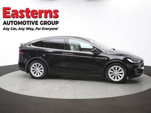 Used 2018 Tesla Model X 75D AWD/4WD image 40
