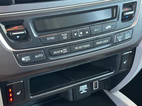 Used 2020 Honda Pilot EX-L image 25