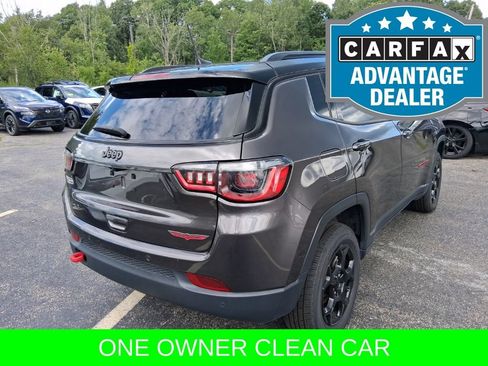 Used 2023 Jeep Compass Trailhawk w/ Trailhawk Convenience Group AWD/4WD image 12