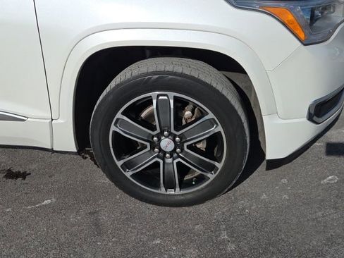 Used 2017 GMC Acadia Denali w/ Technology Package image 2