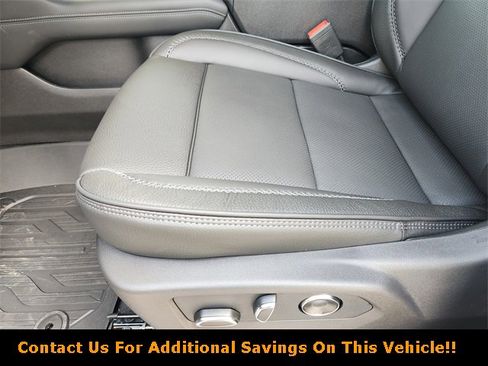 New 2026 GMC Yukon Denali w/ Sun & Power Step Package image 18