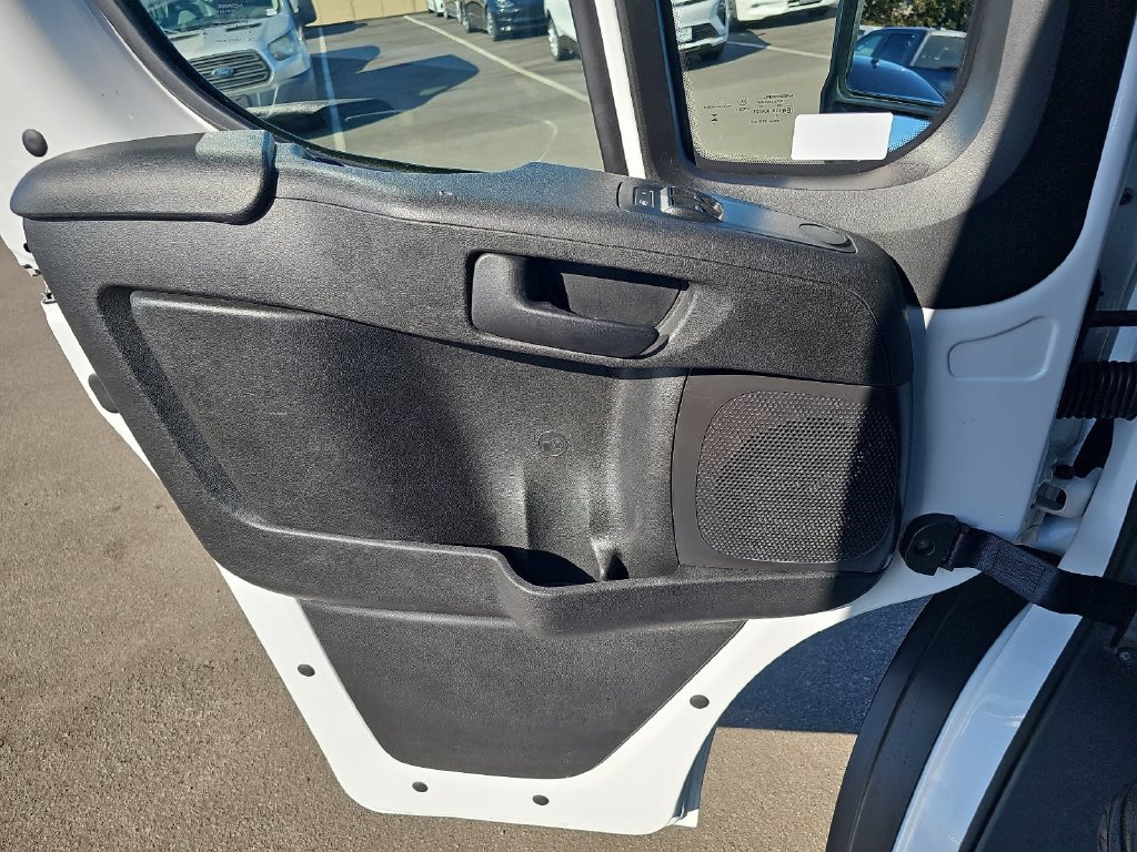 Used 2025 RAM ProMaster 2500 w/ U-Haul Equipment Group FWD image 26