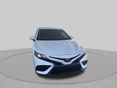 Used 2024 Toyota Camry SE FWD image 16
