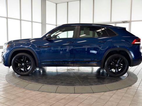 Used 2023 Volkswagen Atlas Cross Sport SEL R-Line AWD/4WD image 5