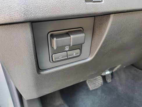 Used 2023 Chevrolet Colorado LT w/ LT Convenience Package III AWD/4WD image 25