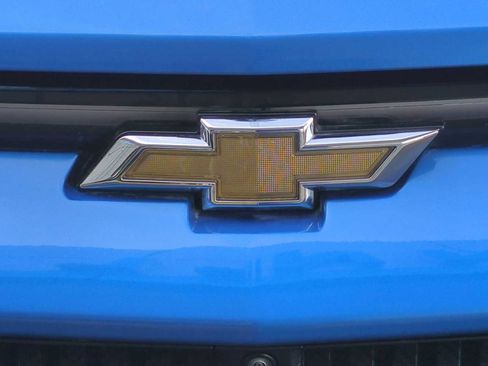 Used 2025 Chevrolet Equinox EV LT w/ Convenience Package FWD image 8
