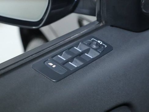 Used 2025 Land Rover Discovery Sport S AWD/4WD image 31