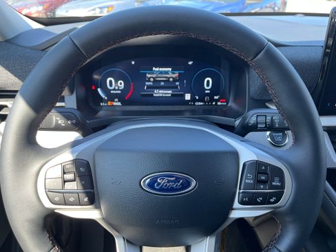 New 2026 Ford Explorer Active AWD/4WD image 21