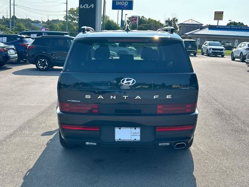 Used 2024 Hyundai Santa Fe SEL FWD image 4