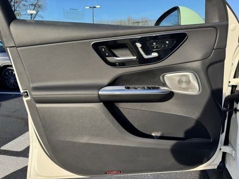 Used 2025 Mercedes-Benz GLC 300 GLC 300 image 19