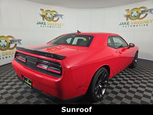 Used 2022 Dodge Challenger R/T Scat Pack w/ Shaker Package image 9