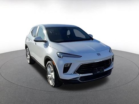 Used 2025 Buick Encore GX Preferred image 3