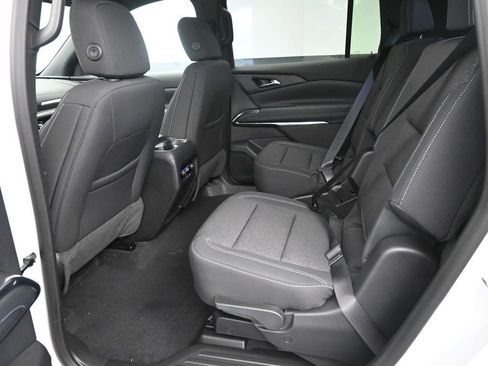 New 2026 Chevrolet Traverse LT image 14