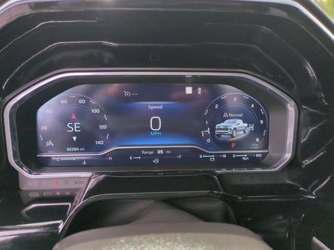 Certified 2023 Chevrolet Silverado 1500 LTZ AWD/4WD image 13