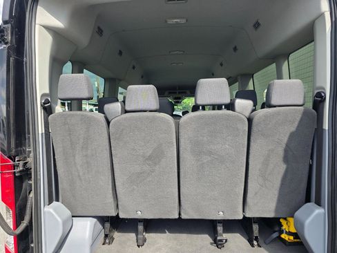Used 2019 Ford Transit 350 XLT RWD image 8