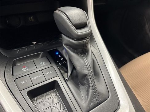 Used 2025 Toyota RAV4 LE image 20