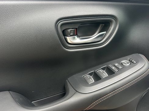 Used 2027 Honda HR-V Sport image 10