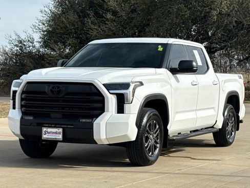 Used 2025 Toyota Tundra SR5 w/ SX Package RWD image 3