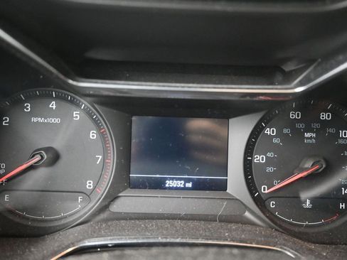 Used 2022 Chevrolet TrailBlazer LT w/ Convenience Package FWD image 11