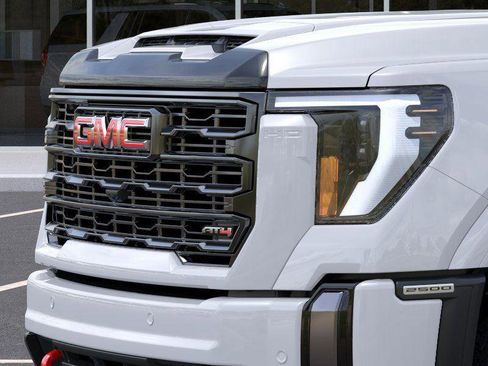 New 2026 GMC Sierra 2500 AT4 w/ AT4 Premium Plus Package AWD/4WD image 13