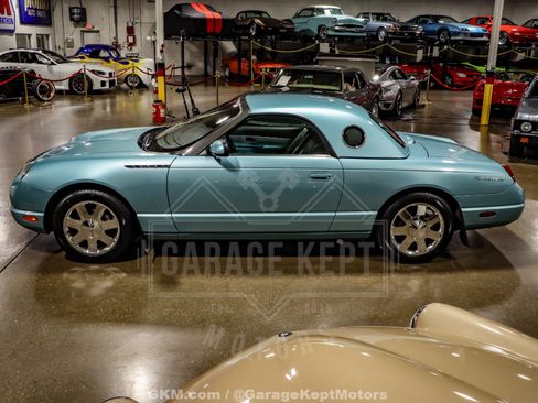 Used 2002 Ford Thunderbird Deluxe image 7
