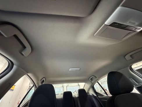 Used 2024 Nissan Sentra S FWD image 21