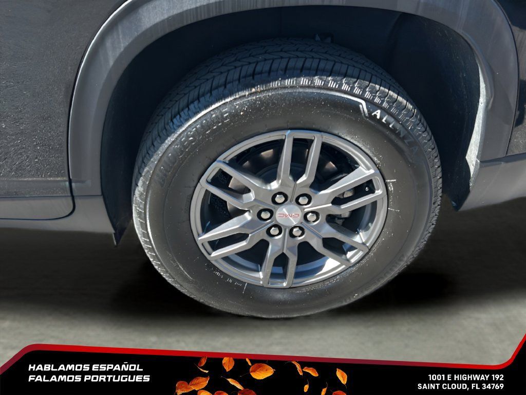 Used 2025 GMC Acadia Elevation FWD image 11