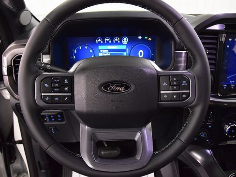 Used 2026 Ford F150 Lariat AWD/4WD image 19